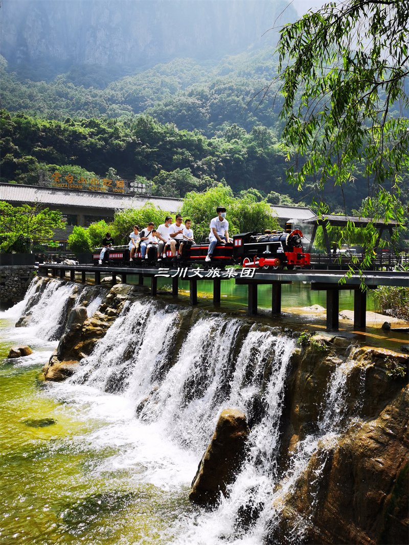 小火车,环湖小火车厂家,环湖旅游观光小火车项目